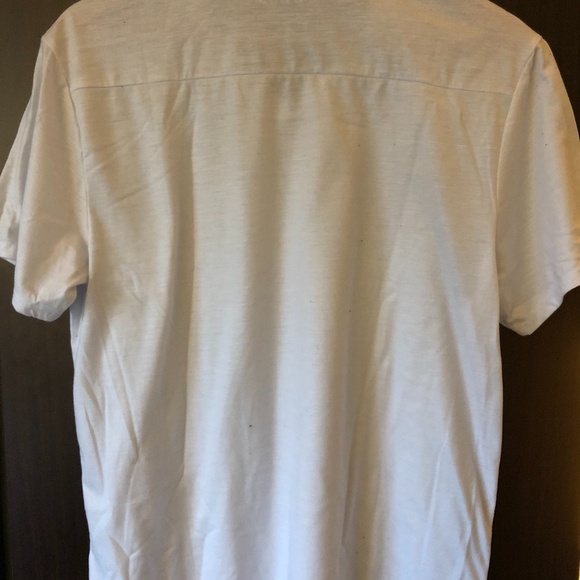 Guess T-Shirt - Picture 3 of 3